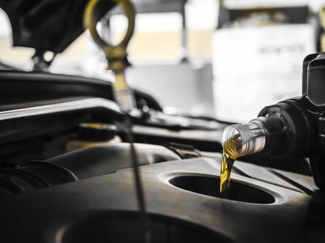 Замёрзло масло в двигателе: причины, действия, устранение