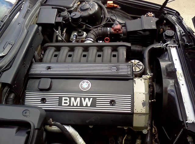 Двигатель БМВ М50