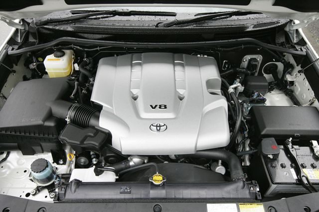 Двигатель Toyota 2UZ-FE