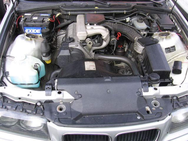 Двигатель BMW M40B18