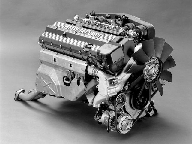 Двигатель BMW S38B36