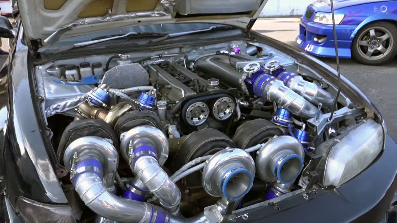 Двигатель ли. Quad-Turbo 2jz Silvia. Турбина для двигателя 2jz. 2 Турбины 2jz. Турбо Джей.