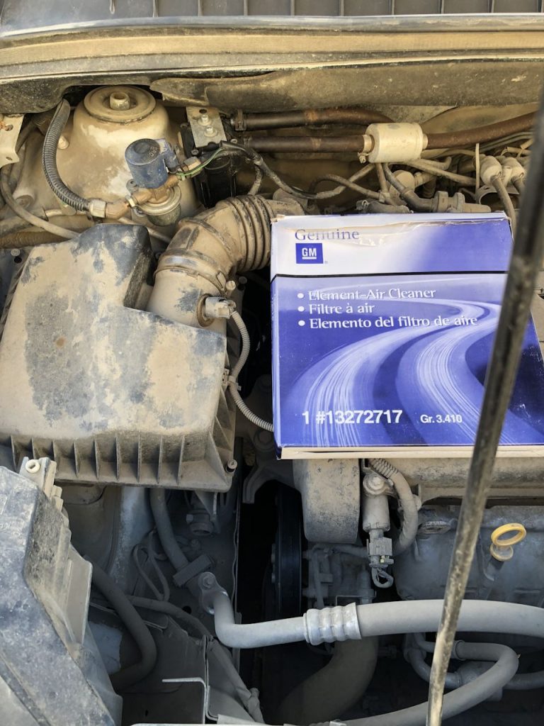 Замена воздушного фильтра Шевроле Орландо: инструкция, артикулы